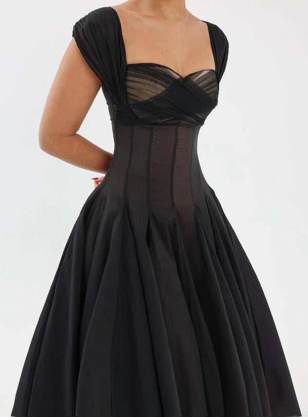 BELLINA BLACK